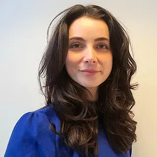 Dr. Laura Hofmann