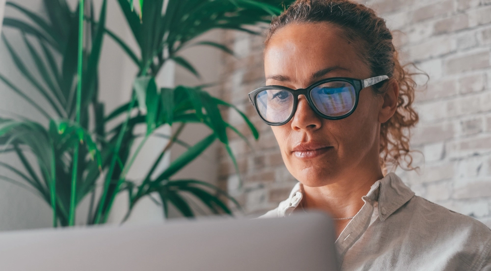 Finanzpsychologie – Ein Interview mit Psychologin Julia Thiele